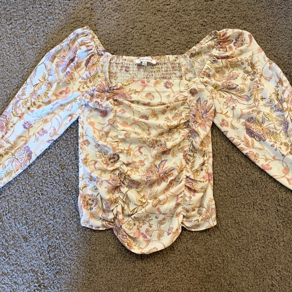 Rose + Olive Floral Blouse Medium Ruched Square Neck Puff Sleeve Cream Boho - Picture 3 of 7